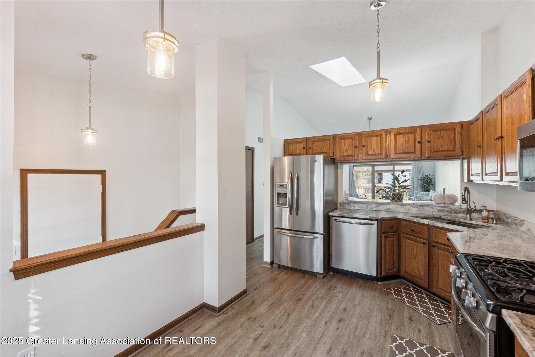 6512 Spring Tree Lane, Unit 14 Lansing, MI 48917 - Photo 14 of 38 20250927114516098625000000-o