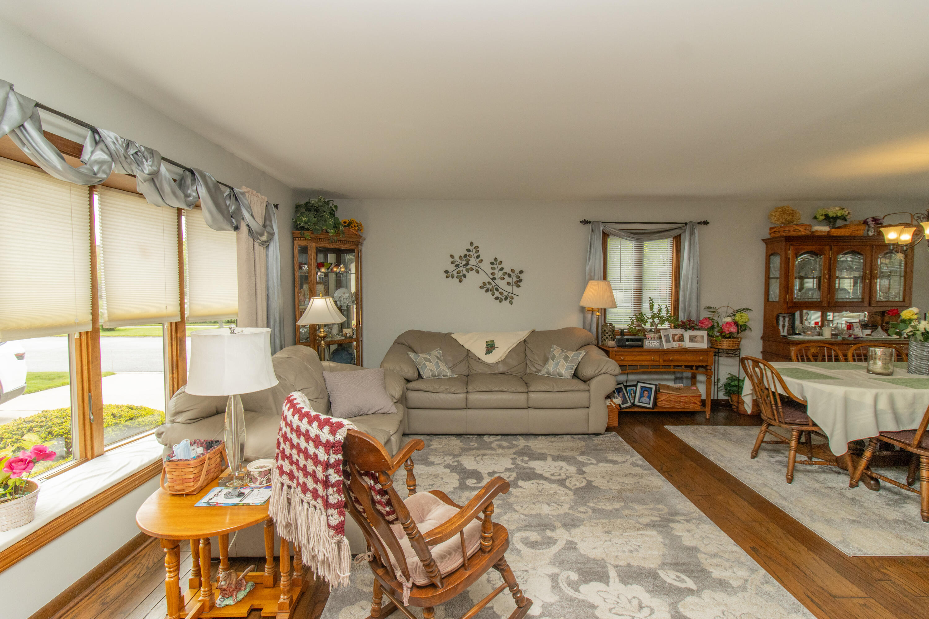 9838 Redbud Road Munster, IN 46321 - Photo 10 of 22 3000x2000