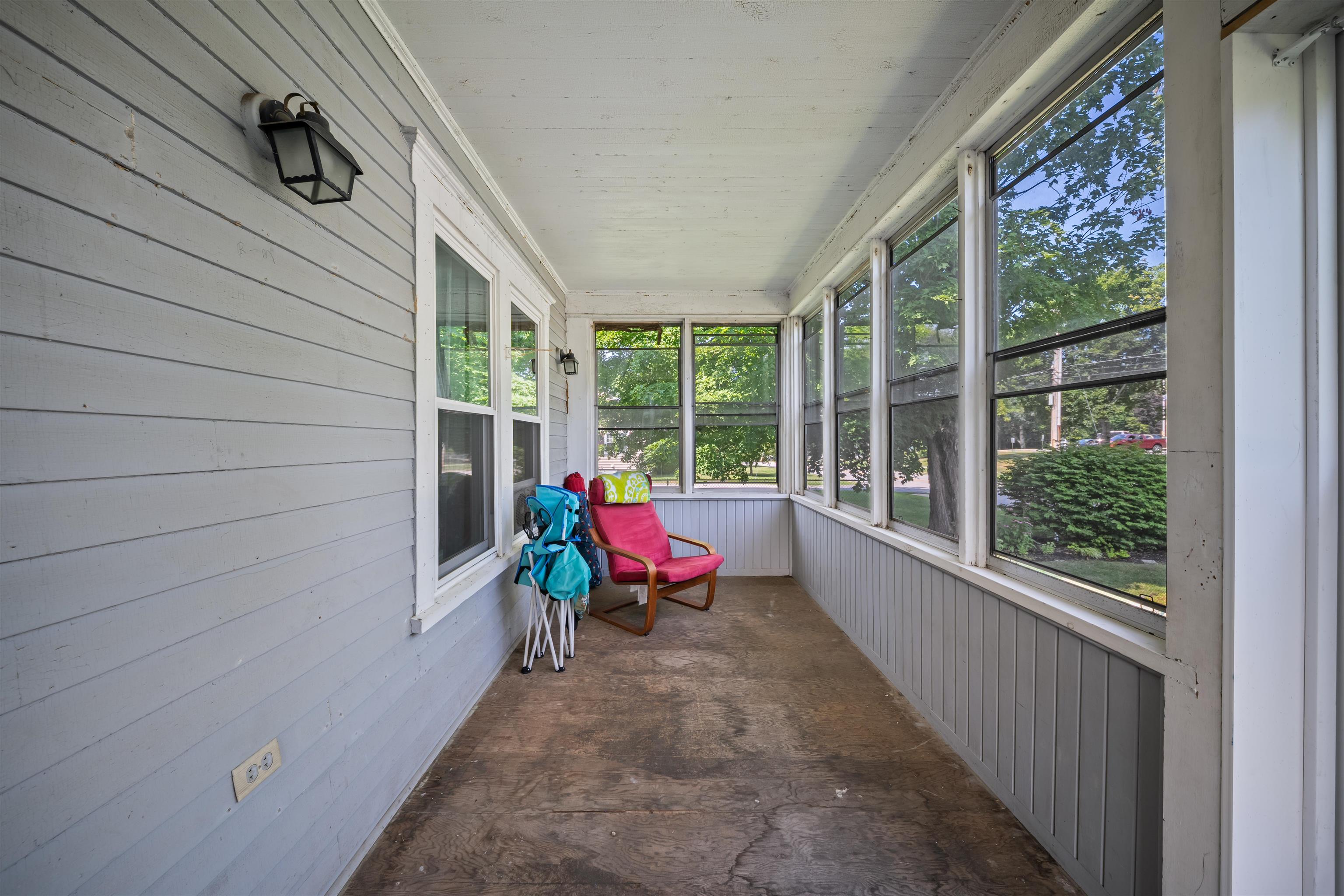 13 Railroad Avenue Rochester, NH 03839 - Photo 25 of 40 Gallery Image 25