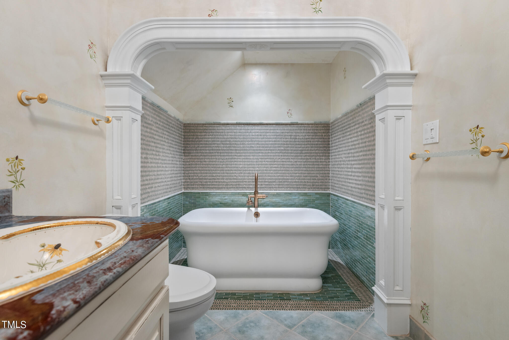1936 Amethyst Ridge Road Raleigh, NC 27604 - Photo 36 of 74 Upstairs Bath