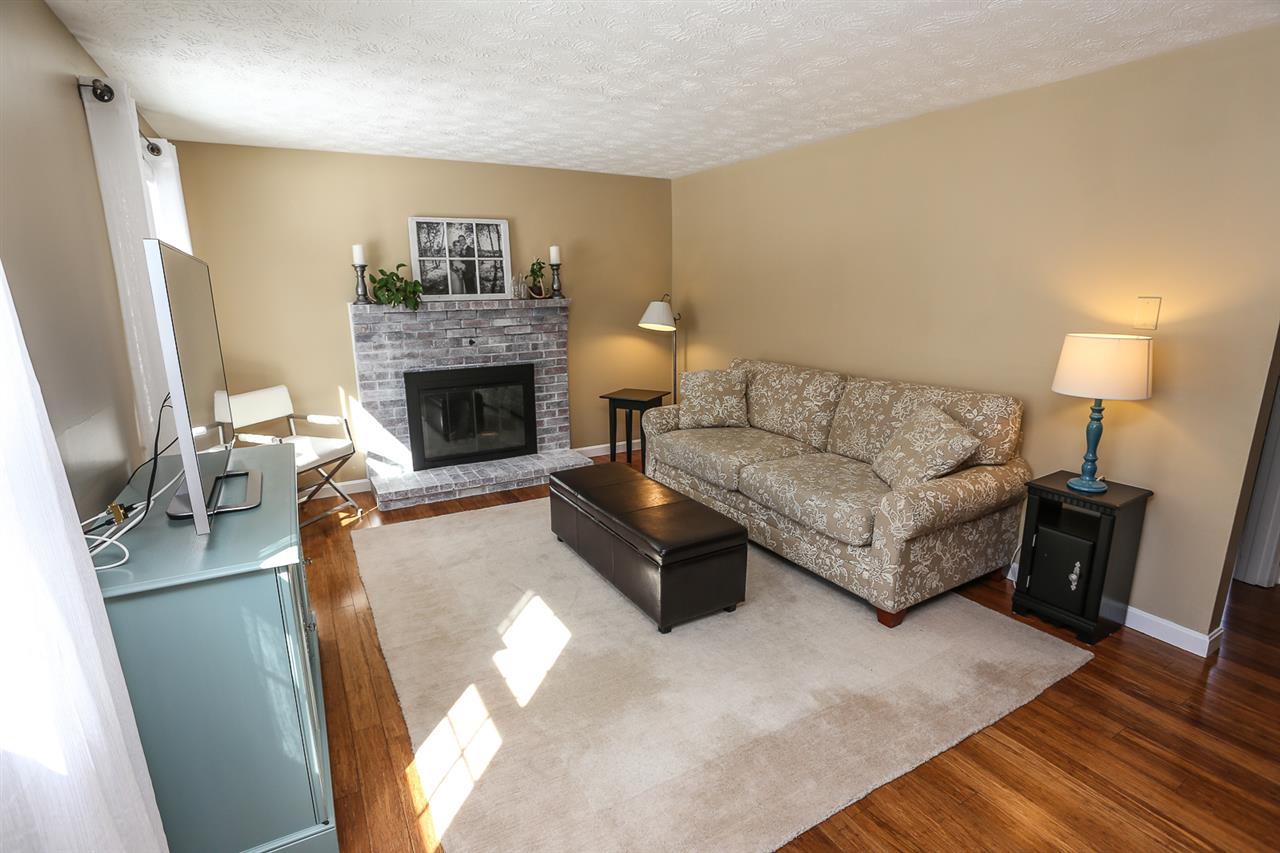 78 Old Derry Road Londonderry, NH 03053 - Photo 10 of 32