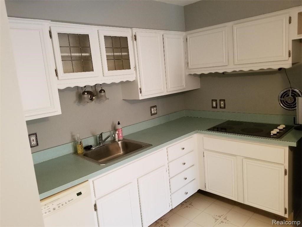 868 North Adams Road Birmingham, MI 48009 - Photo 12 of 17