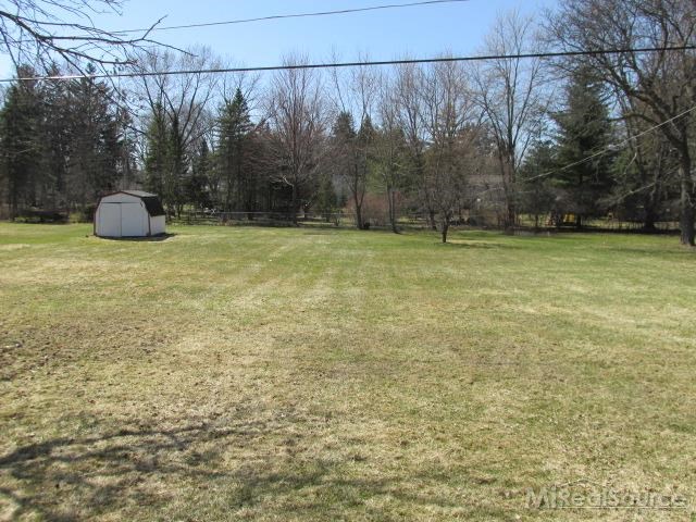 16351 Inkster Road Livonia, MI 48154 - Photo 6 of 30 31191132-5.JPG