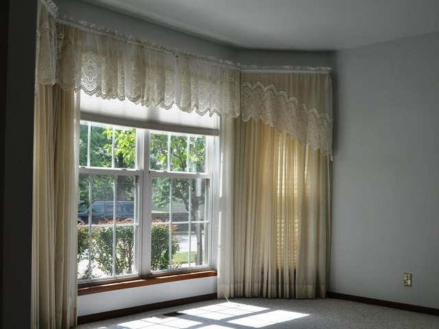 671 Bent Ridge Lane, Unit 671 Elgin, IL 60120 - Photo 4 of 17