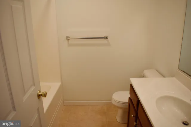 $1,295 | 2725 Roosevelt Drive, Chambersburg, PA 17201