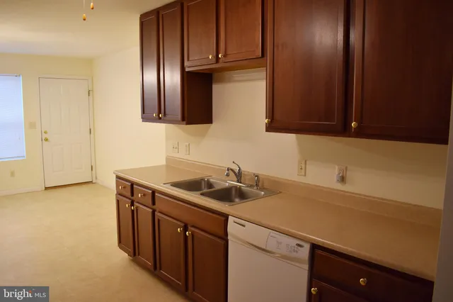 $1,295 | 2725 Roosevelt Drive, Chambersburg, PA 17201