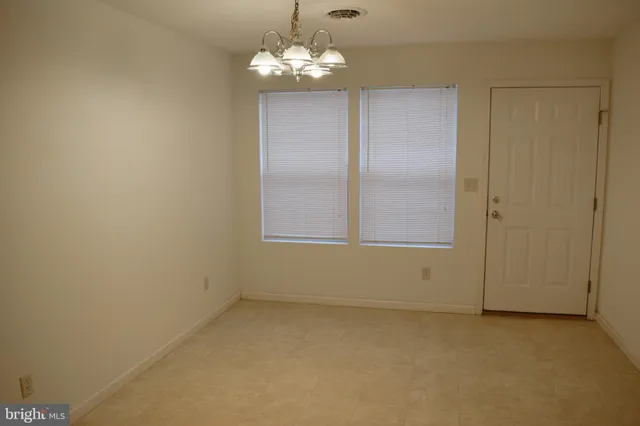 $1,295 | 2725 Roosevelt Drive, Chambersburg, PA 17201