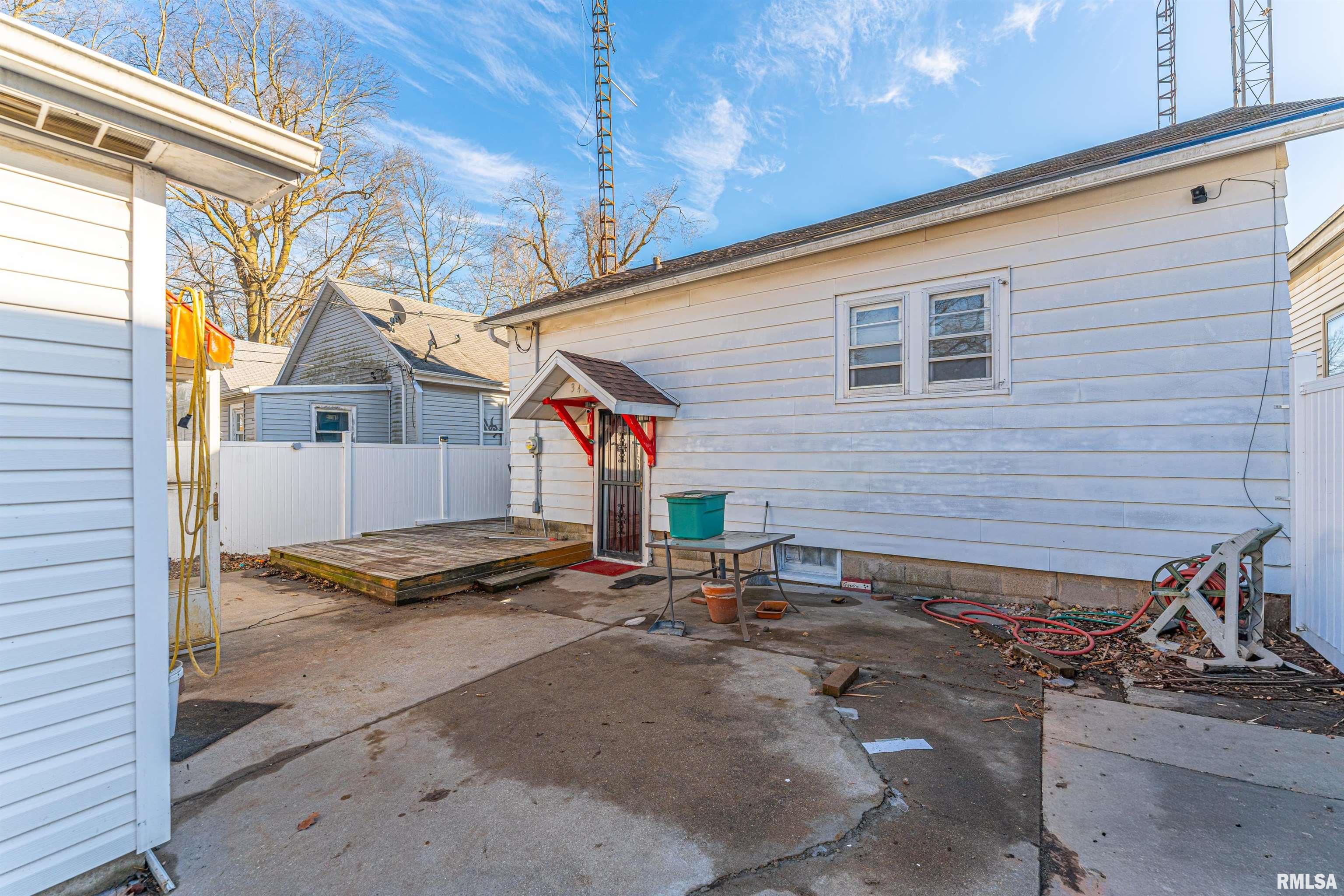 348 5th Street Lincoln, IL 62656 - Photo 22 of 25