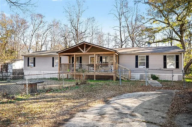 $220,000 | 112 Skyland Drive East, Locust Grove, GA 30248