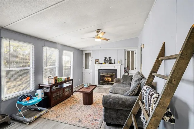 $220,000 | 112 Skyland Drive East, Locust Grove, GA 30248