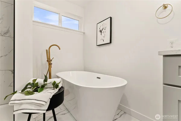 $620,000 | 16805 123rd Ave Court East, Puyallup, WA 98374