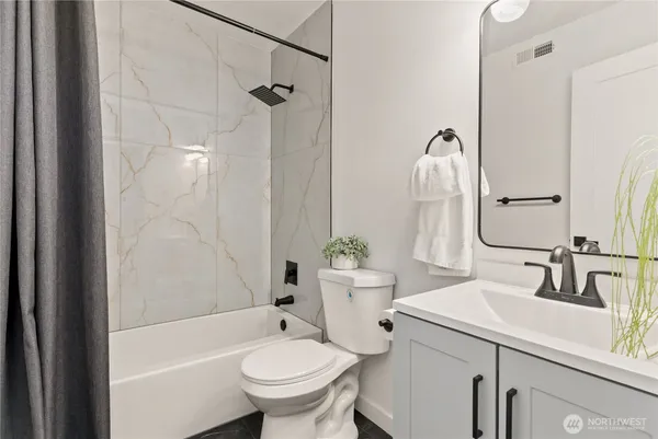 $620,000 | 16805 123rd Ave Court East, Puyallup, WA 98374