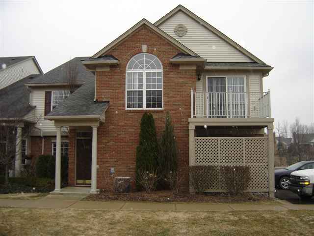 3617 Oakmonte Boulevard Rochester, MI 48306 - Photo 1 of 10 31056761.JPG