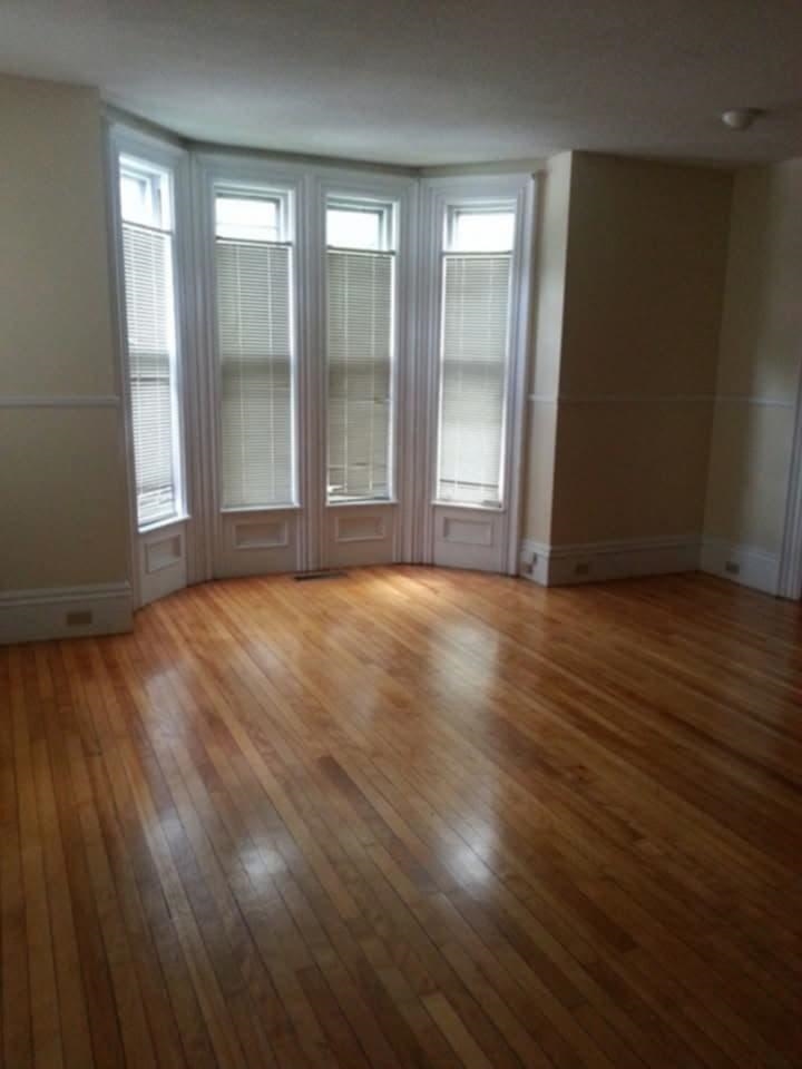 330 Bridge Street Manchester, NH 03104 - Photo 5 of 13 Gallery Image 5