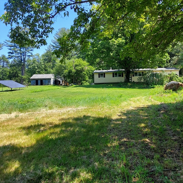 1075 West Brookfield Road New Braintree, MA 01531 - Photo 3 of 42