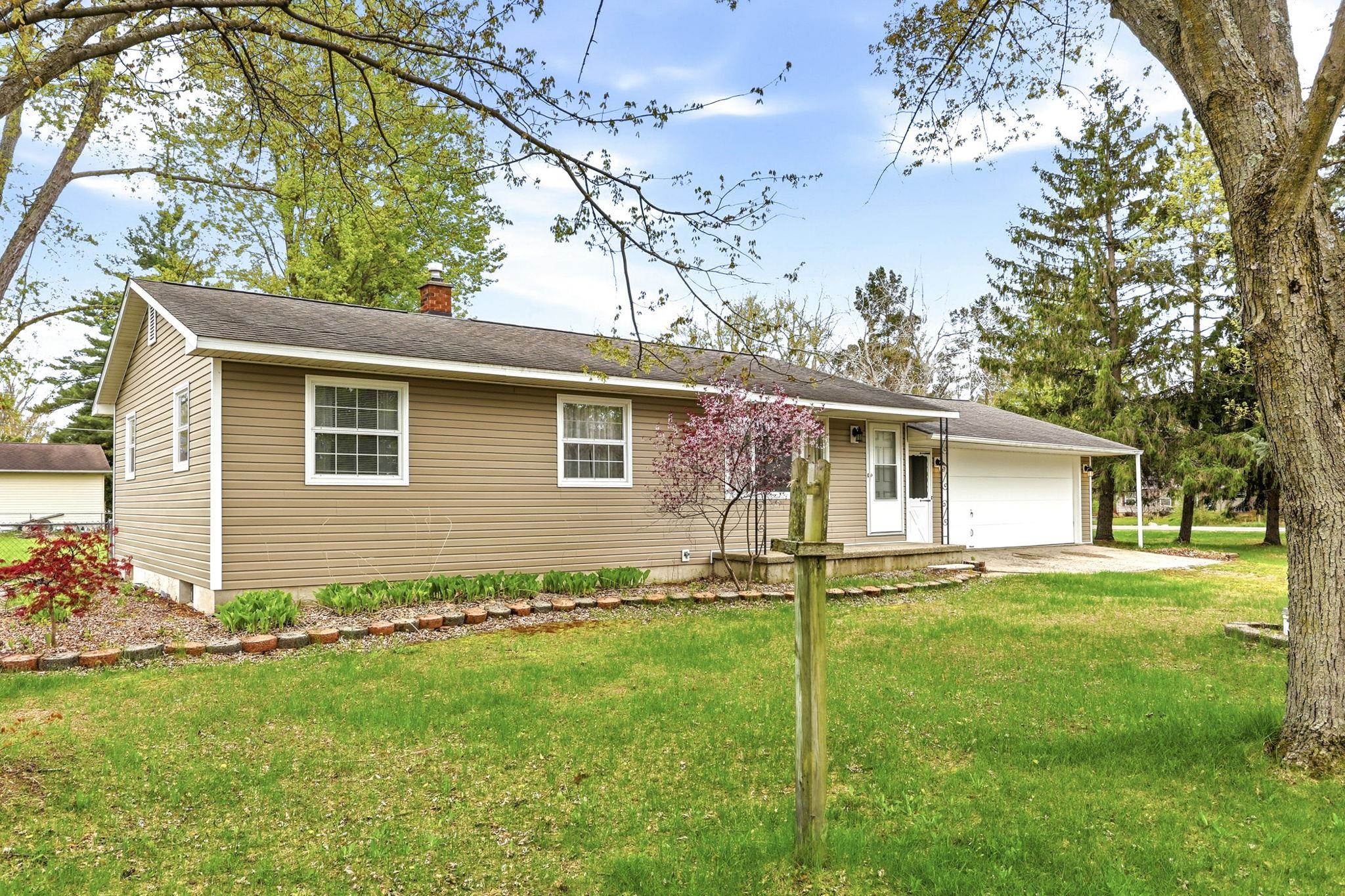 8995 Birch Run Road Millington, MI 48746 - Photo 2 of 46 50206052-011ea0bd-6a69-4ff6-85a4-8e4e2fb07964.JPG