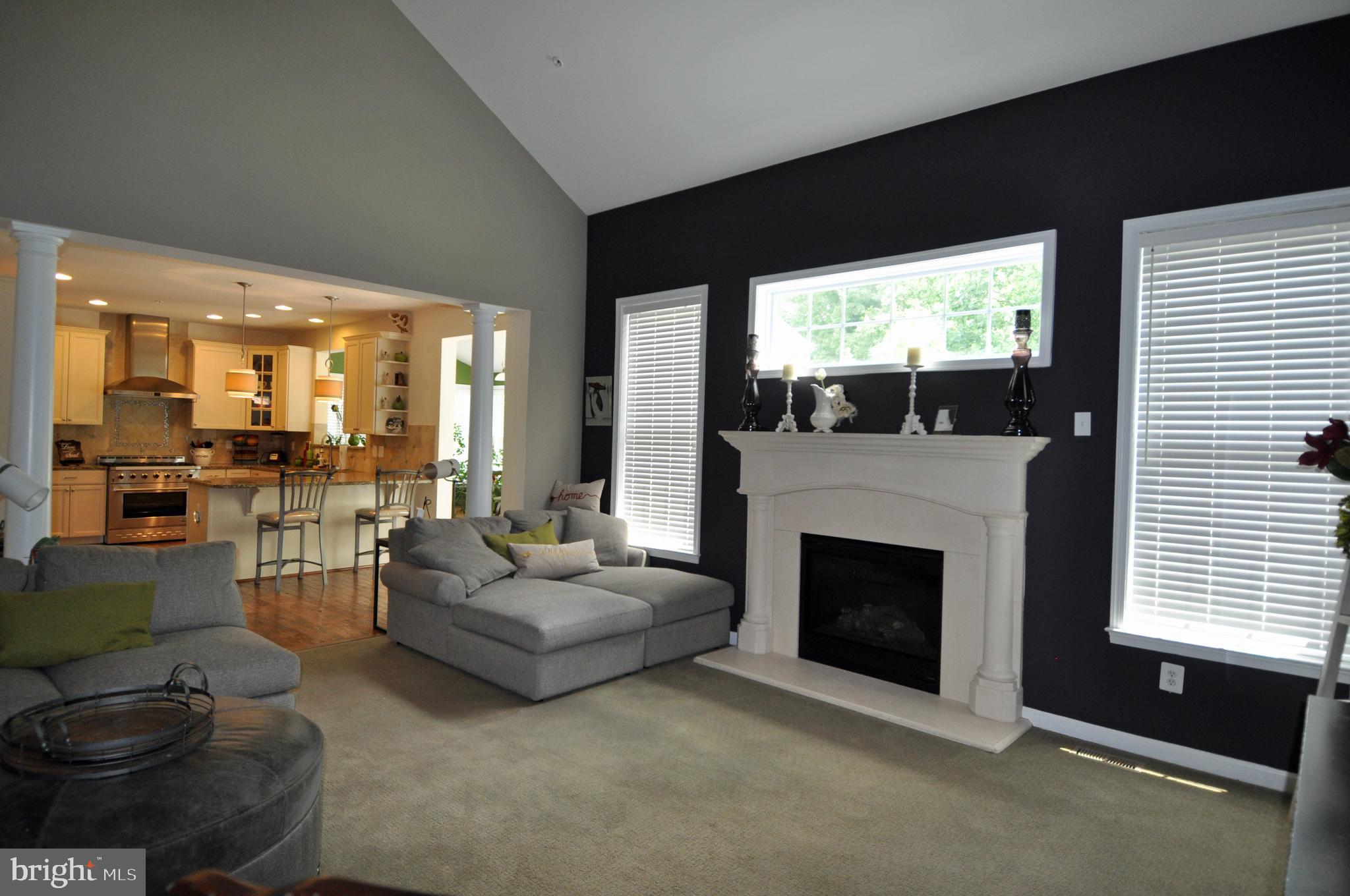 4002 Bridle Ridge Road Upper Marlboro, MD 20772 - Photo 13 of 38 Family Room