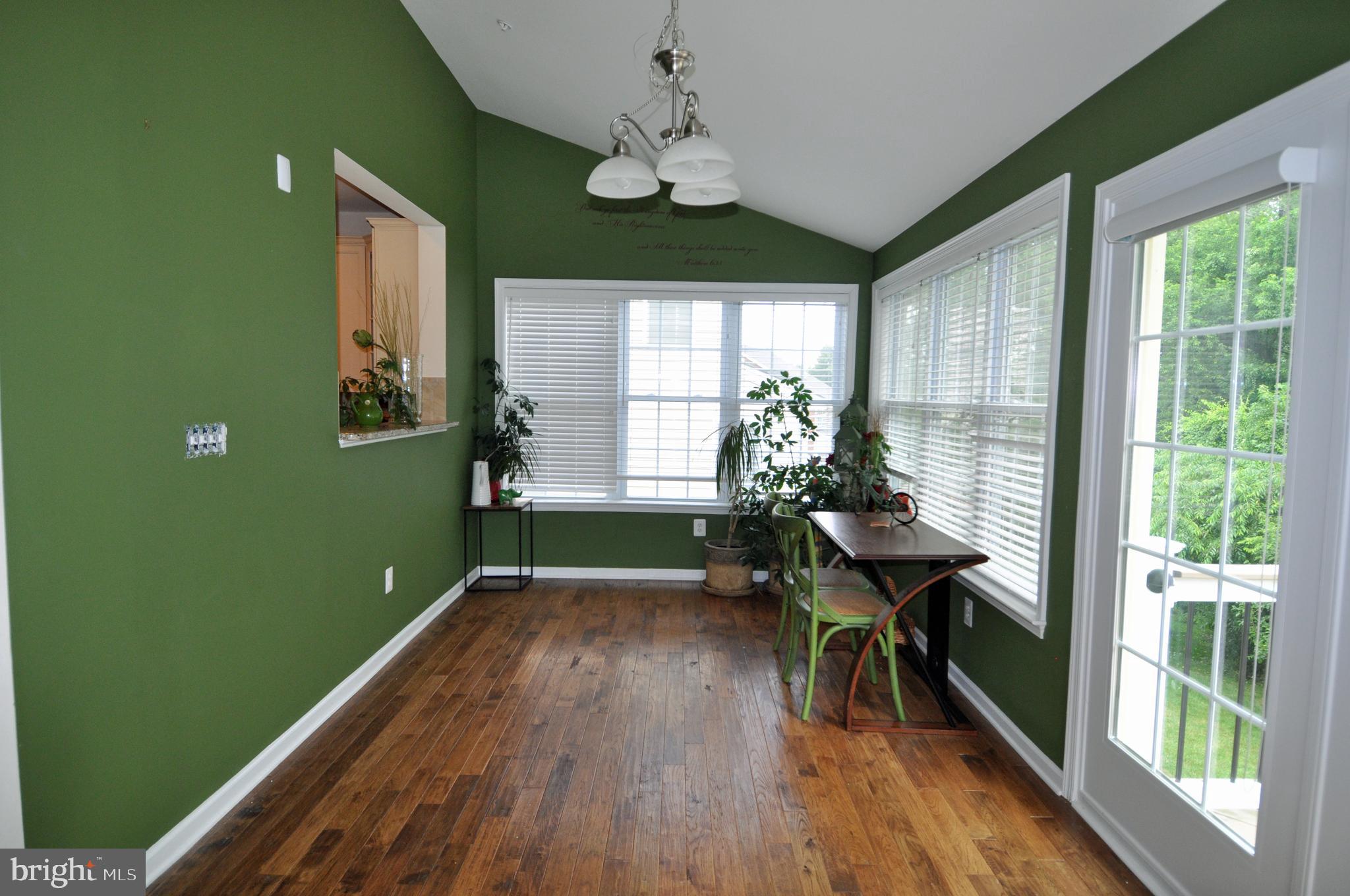 4002 Bridle Ridge Road Upper Marlboro, MD 20772 - Photo 17 of 38 Solarium_view 2