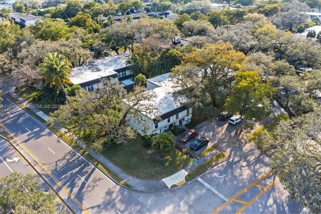 $368,000 | 3300 Atlanta Street, Unit 15B, Hollywood, FL 33021