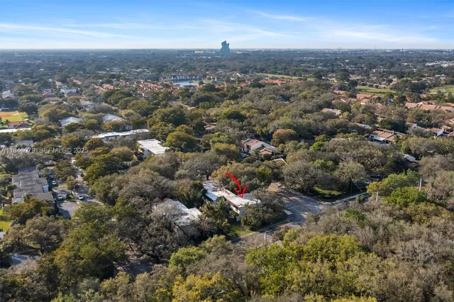 $368,000 | 3300 Atlanta Street, Unit 15B, Hollywood, FL 33021