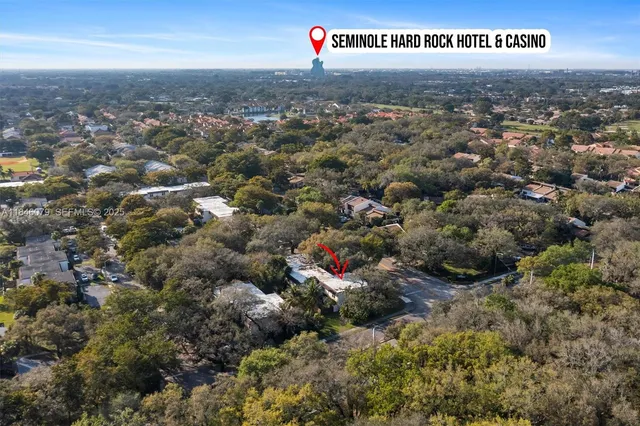 $368,000 | 3300 Atlanta Street, Unit 15B, Hollywood, FL 33021