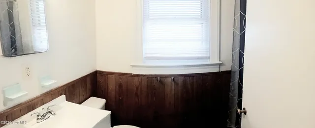 $165,000 | 322 Jefferson Street West, Wilson, NC 27893