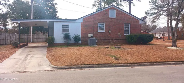 $165,000 | 322 Jefferson Street West, Wilson, NC 27893