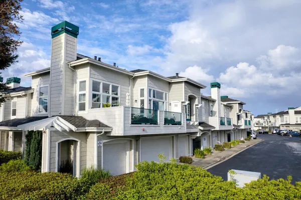 $900,000 | 507 Shoal Circle, Redwood City, CA 94065