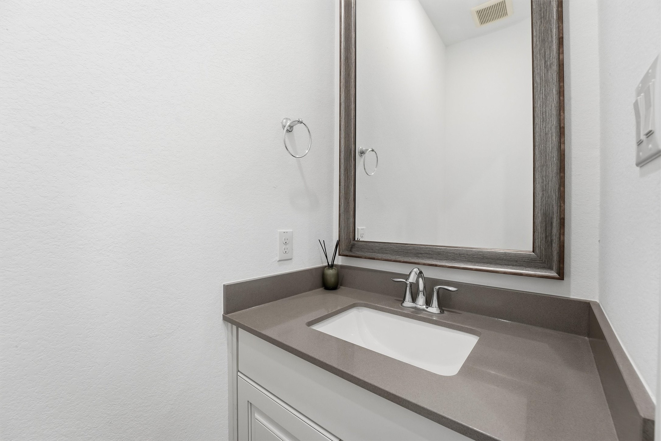 6071 Windward Falls Way Porter, TX 77365 - Photo 22 of 33 Half Bath