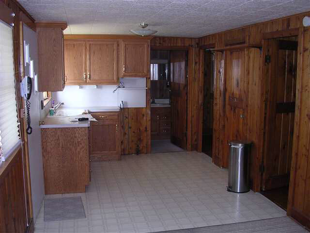 11651 North Ogden Point Road Syracuse, IN 46567 - Photo 5 of 7 Gallery Image 5