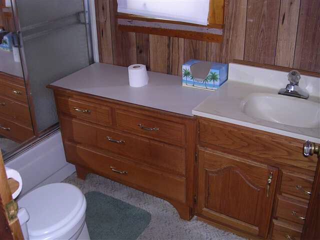 11651 North Ogden Point Road Syracuse, IN 46567 - Photo 6 of 7 Gallery Image 6