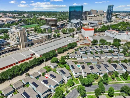 a picture of city view