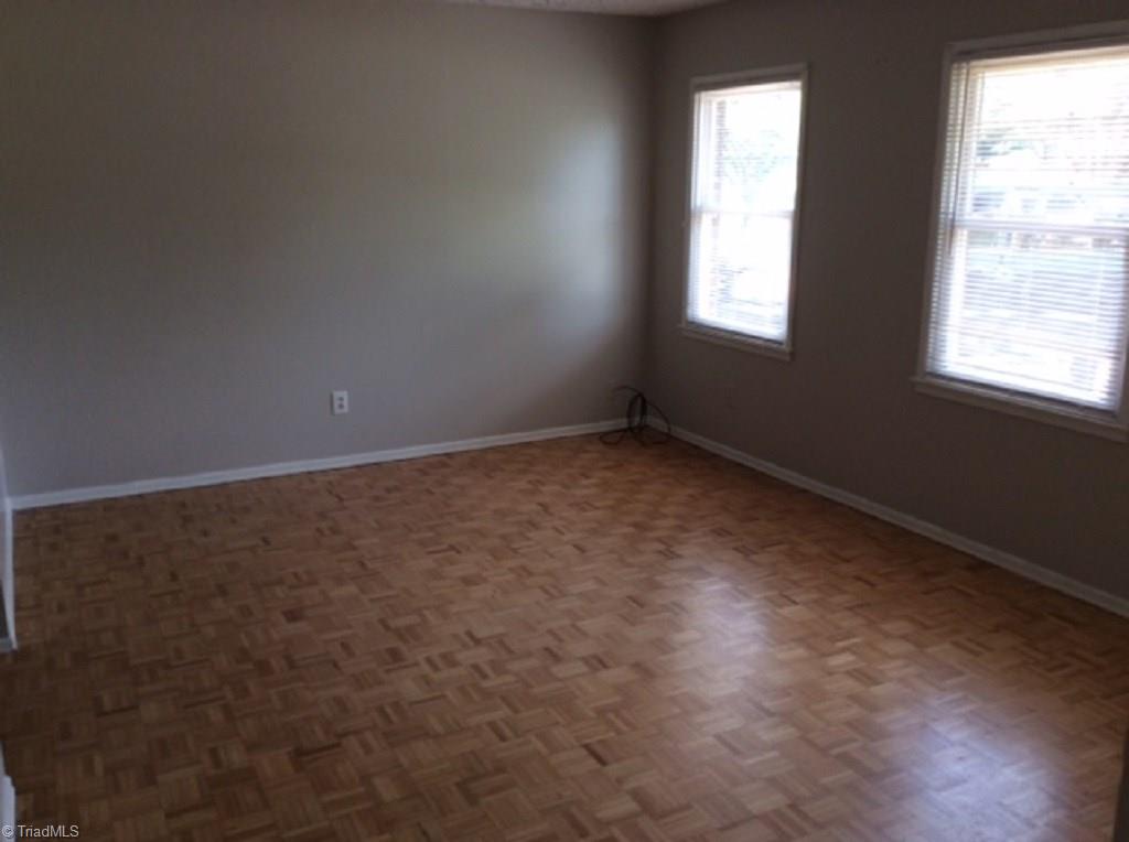 512 Pendleton Court High Point, NC 27260 - Photo 5 of 12 Gallery Image 5