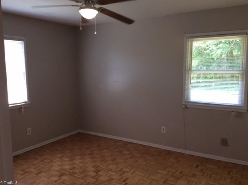 512 Pendleton Court High Point, NC 27260 - Photo 6 of 12 Gallery Image 6