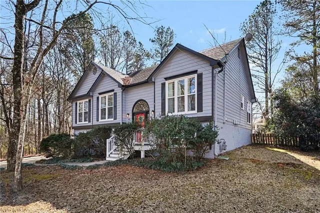 $399,999 | 82 Maplewood Court, Acworth, GA 30101