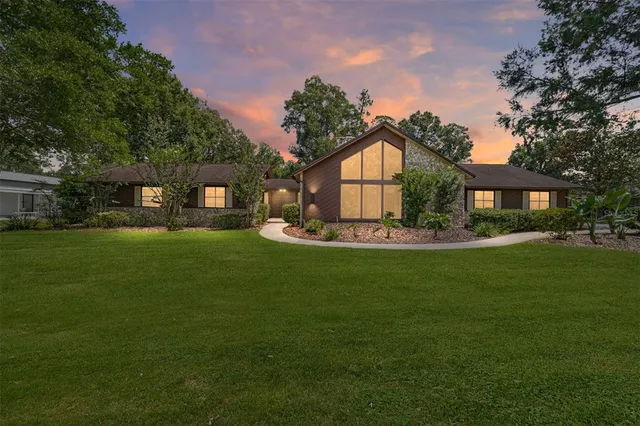 $549,999 | 165 Northeast 55th Avenue, Ocala, FL 34470