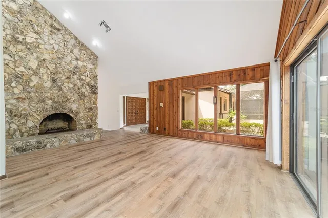 $549,999 | 165 Northeast 55th Avenue, Ocala, FL 34470