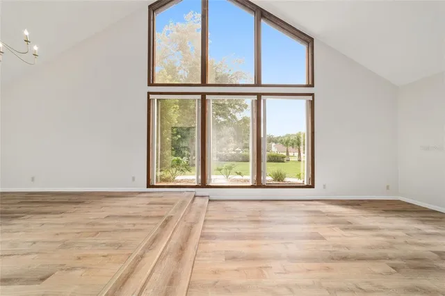 $559,999 | 165 Northeast 55th Avenue, Ocala, FL 34470