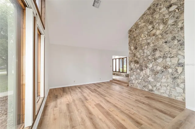 $559,999 | 165 Northeast 55th Avenue, Ocala, FL 34470