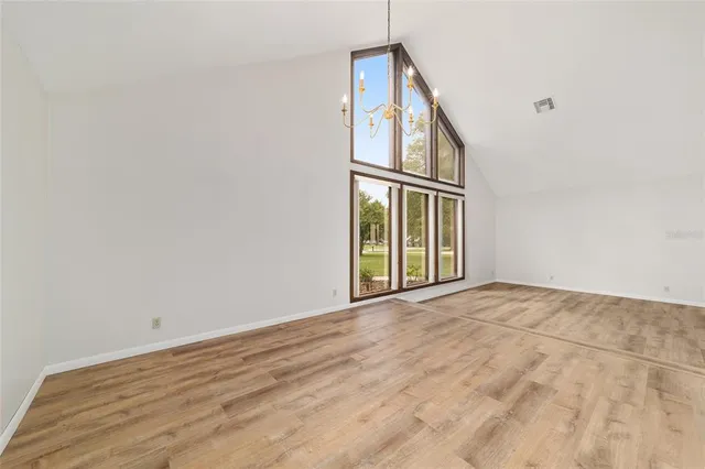 $549,999 | 165 Northeast 55th Avenue, Ocala, FL 34470