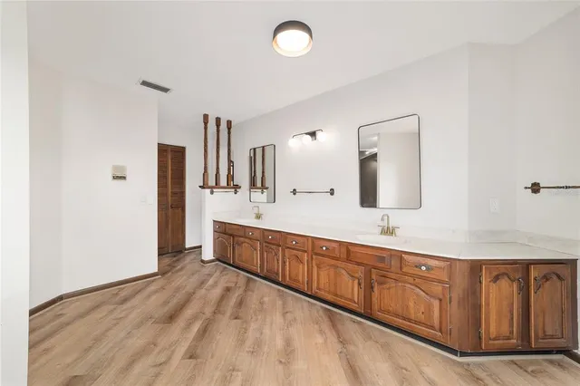 $559,999 | 165 Northeast 55th Avenue, Ocala, FL 34470