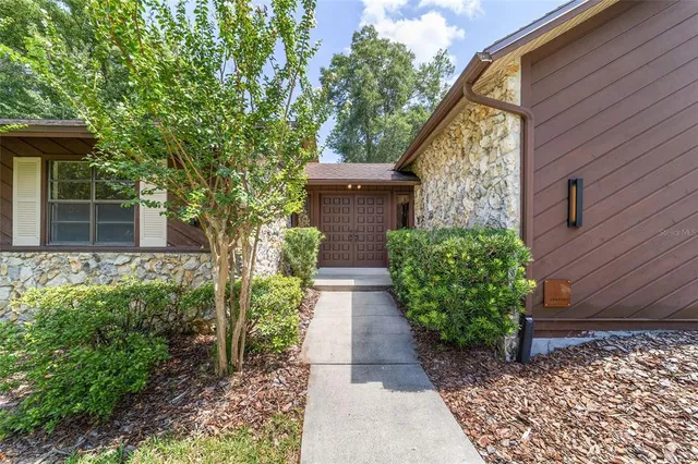 $559,999 | 165 Northeast 55th Avenue, Ocala, FL 34470