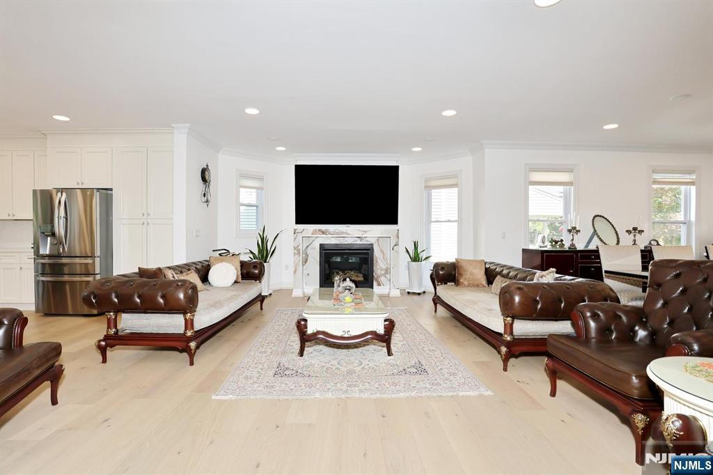 169 Woodward Avenue Rutherford, NJ 07070 - Photo 6 of 32