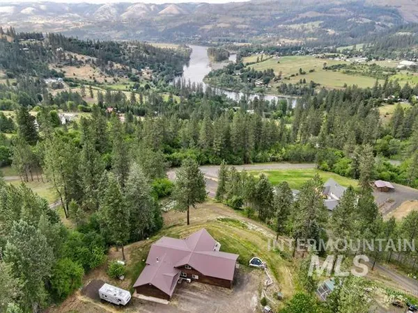$885,500 | 110 Pineway Lane, Kamiah, ID 83536