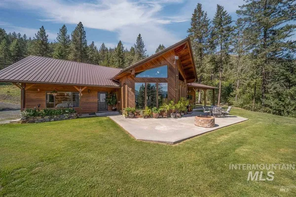 $885,500 | 110 Pineway Lane, Kamiah, ID 83536