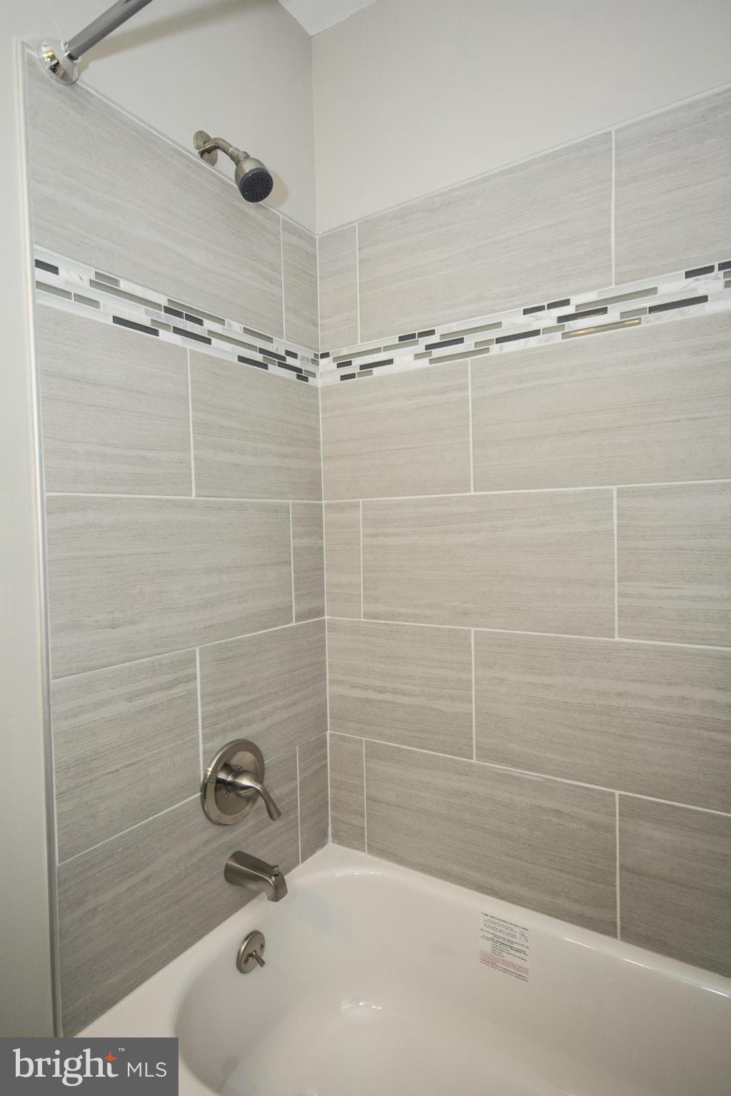 1626 Northgate Road Baltimore, MD 21218 - Photo 15 of 25 Bath