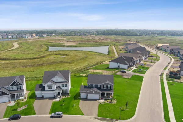 $651,085 | 9827 49th Place Northeast, St. Michael, MN 55376