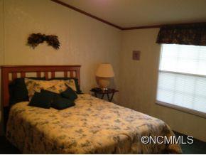 65 Middle Ridge Road Sylva, NC 28779 - Photo 7 of 16 Gallery Image 7