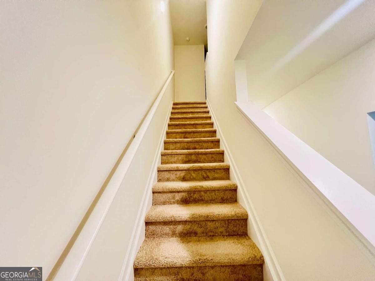 2678 Paxton Place Decatur, GA 30034 - Photo 11 of 22 a view of entryway
