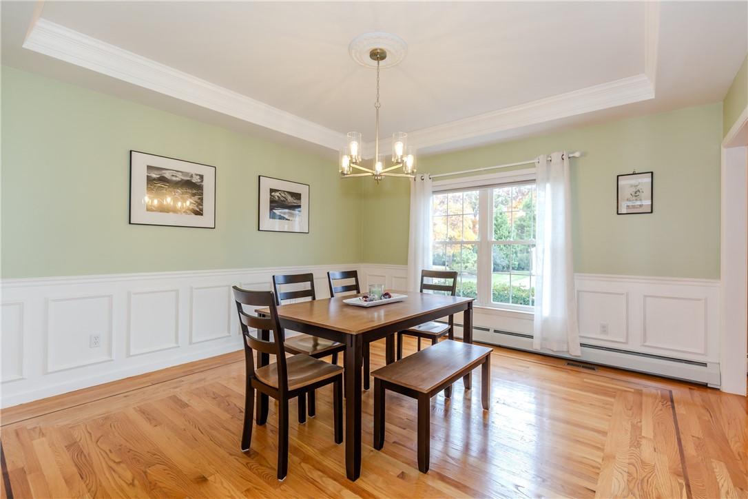 11 Raven Circle Cranston, RI 02921 - Photo 14 of 49 Dining room
